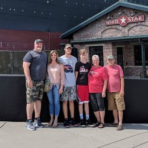 Meet your Posher, Jobi